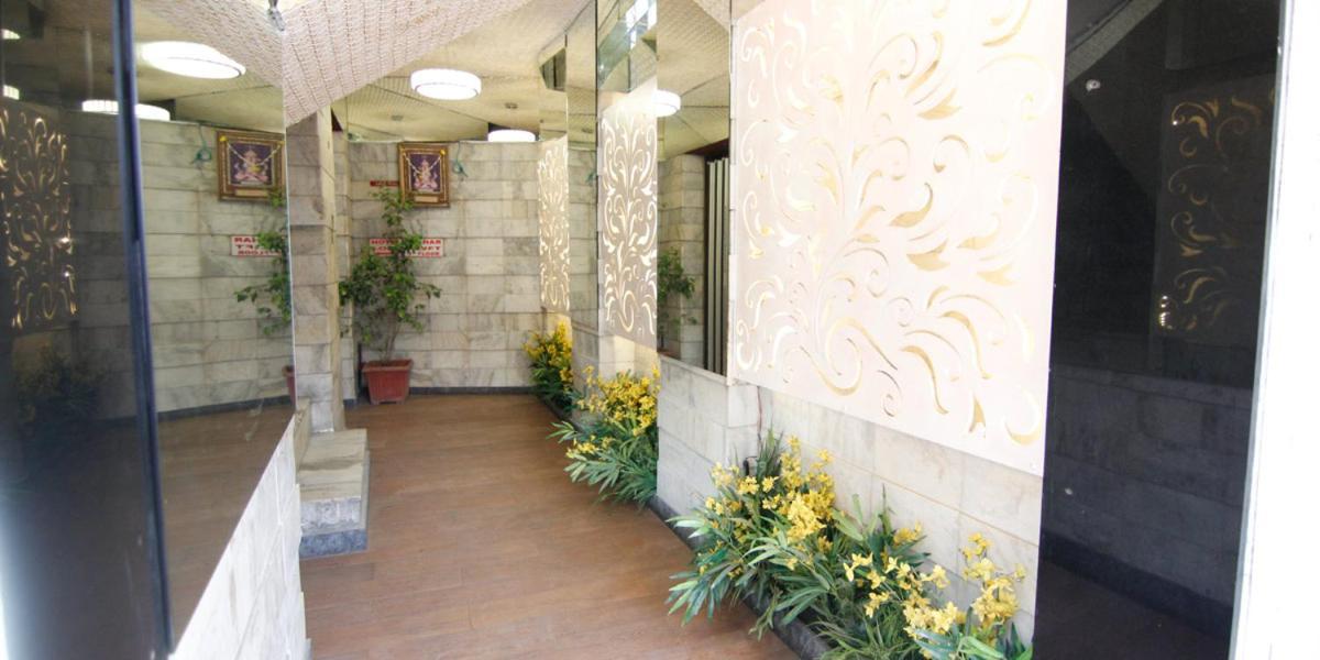 Hotel Tushar Πούνε Εξωτερικό φωτογραφία